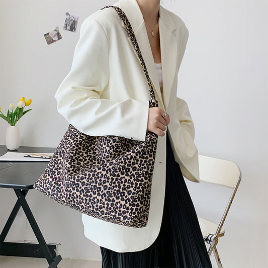 [ファッション韓国]ショルダーバッグの女性バッグファブリックビッグデイリーサマー40年代女性、ショルダーバッグ、女性バッグ、生地（GCFKTHWBKR_10313）