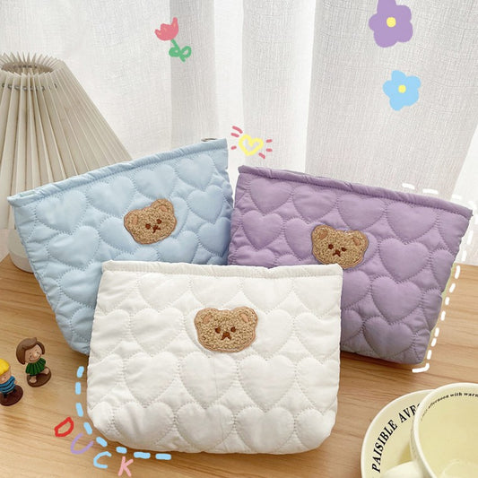 [Fashion Korea] Women's Cosmetics Sanitary Bag Bear Bear KK817、Women's Bear Quilted Design Cosmetics Sanitary Bag Pouch（GCFKTHWBKR_22845）